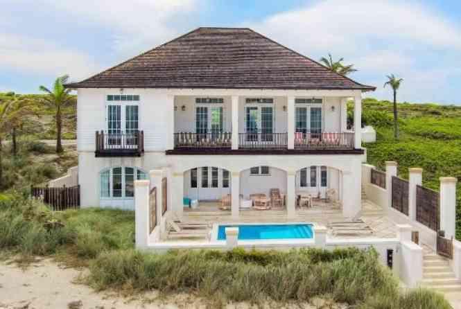 Beachfront Property Ambergris Cay — photo 1