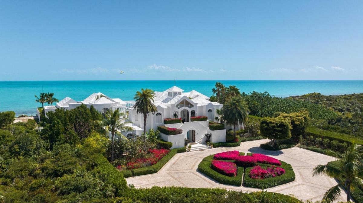 Mandalay Estate Assemblage Beachfront 9BR — photo 4