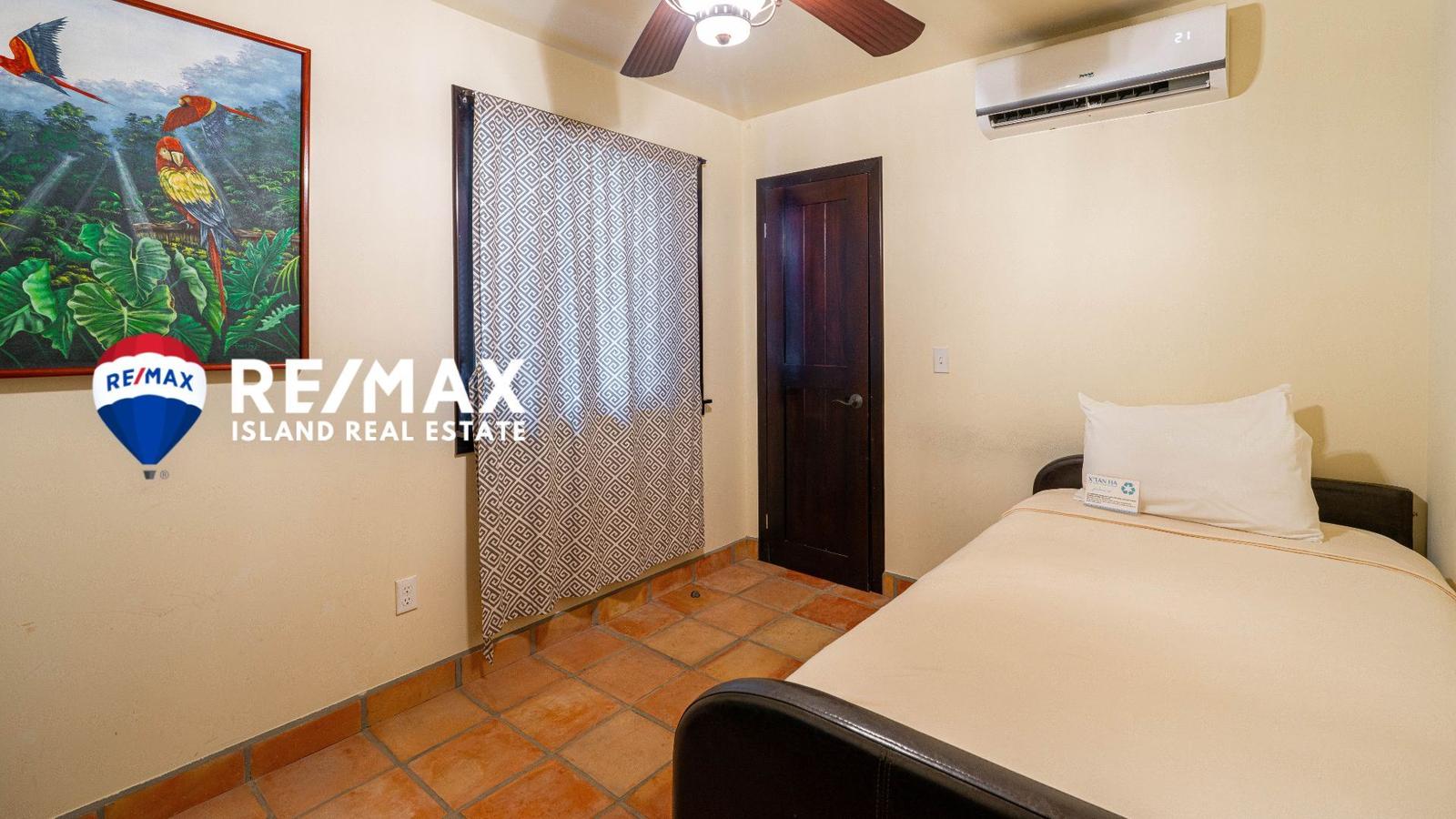 Two Bedroom Beachfront Resort Condo - X'Tan Ha, Ambergris Caye — photo 4