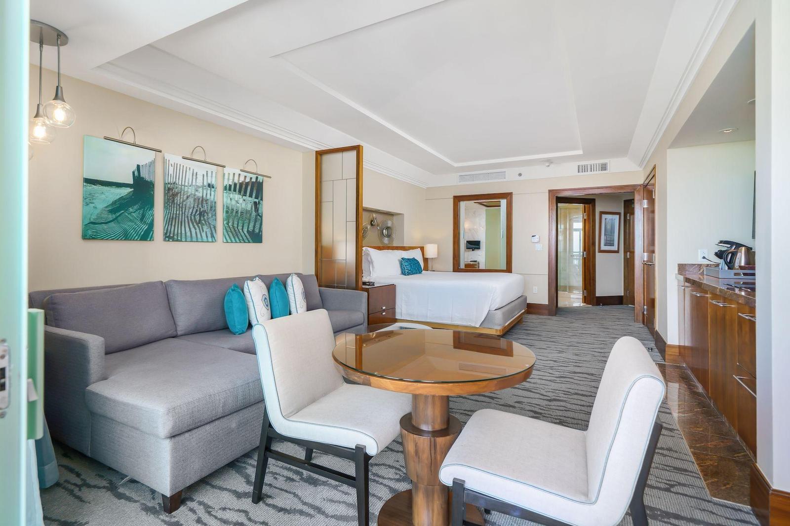 1 bedroom Apartment for sale - THE REEF in Nassau / New Providence, The Bahamas — photo 4