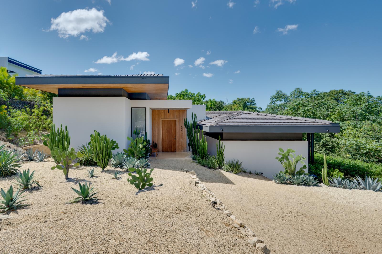 4 Bedroom Home for Sale in Mar Vista, Flamingo, Guanacaste, Costa Rica — photo 1